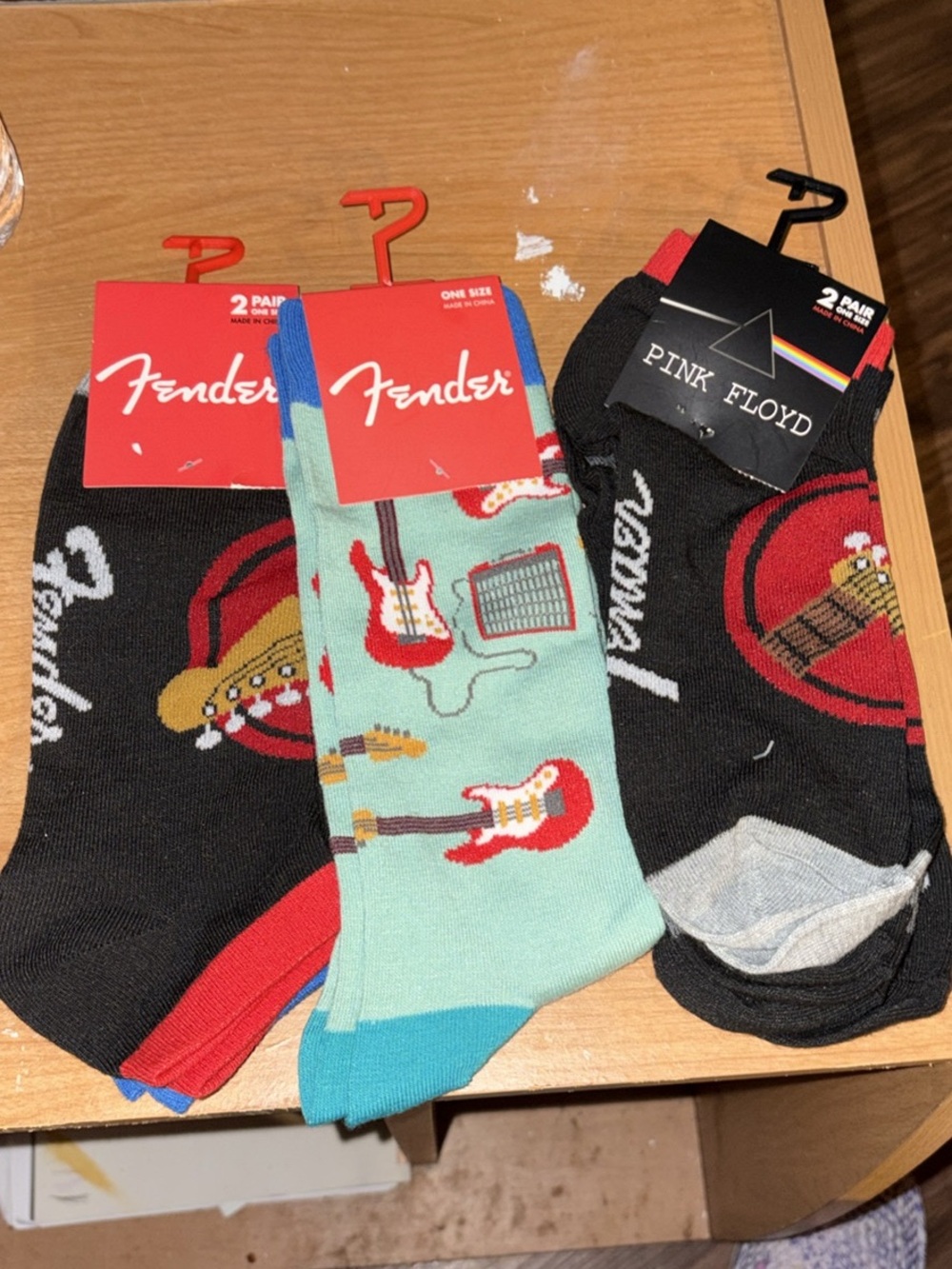 Fender Men's Crew Socks in Black & Mint with Red Guitar Motif (3-Pack)